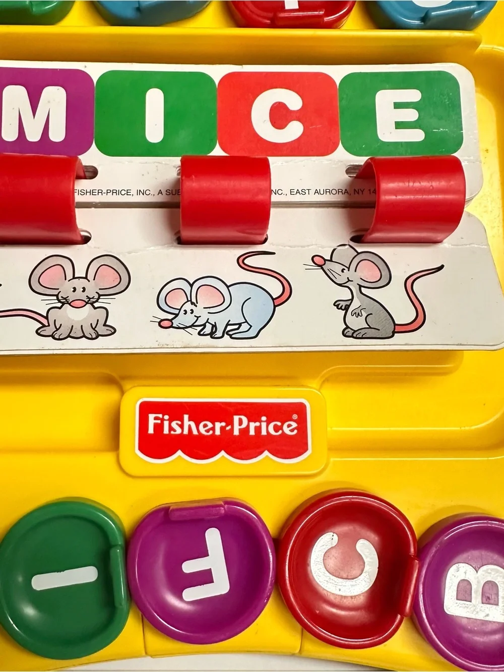 VTG 1997 Fisher Price Alpha-Go-Round Alphabet Spelling Game Learning Toy #72489